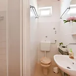 아파트 Adria